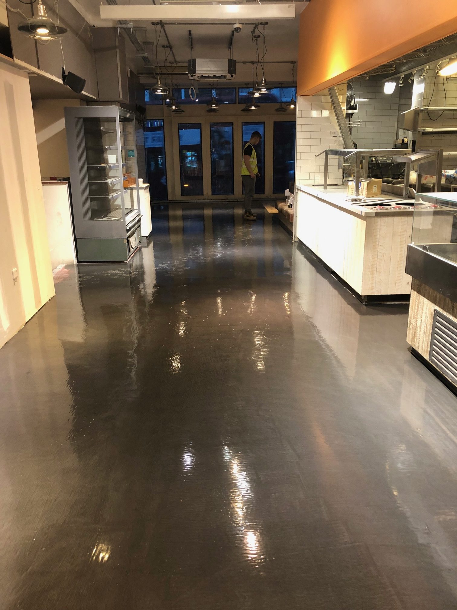 IOBAC Adhesive-free flooring Store refurbishment Resin